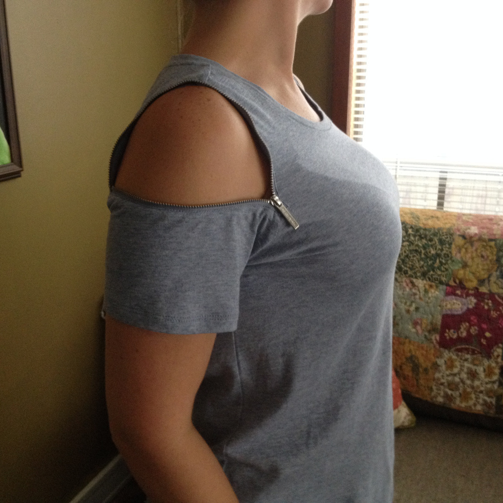 Michael Kors Chambray Silver Zipper Top - Picture 2 of 6